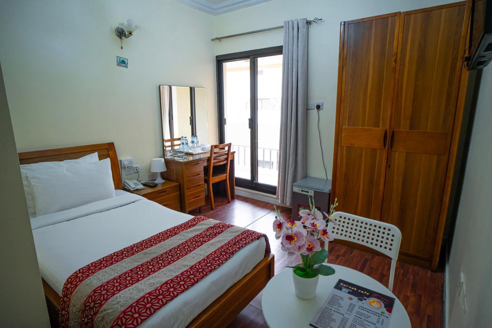 Al Karnak Hotel دبي المظهر الخارجي الصورة